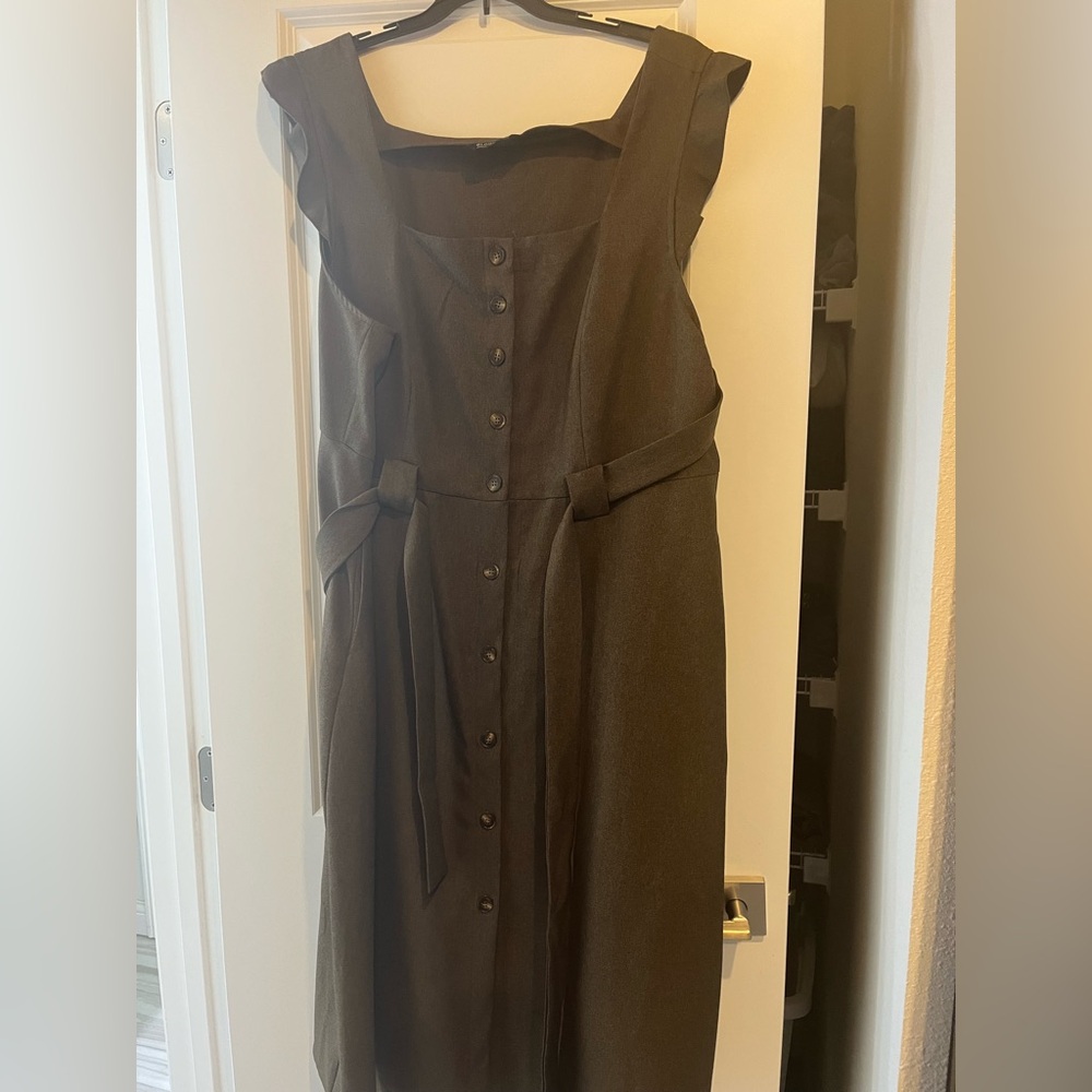 BloomChic Brown Dress with Button Detail